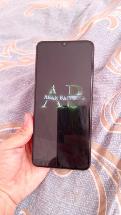 Телефон сатылады