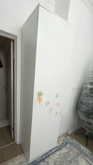 Белый шкаф продаётся