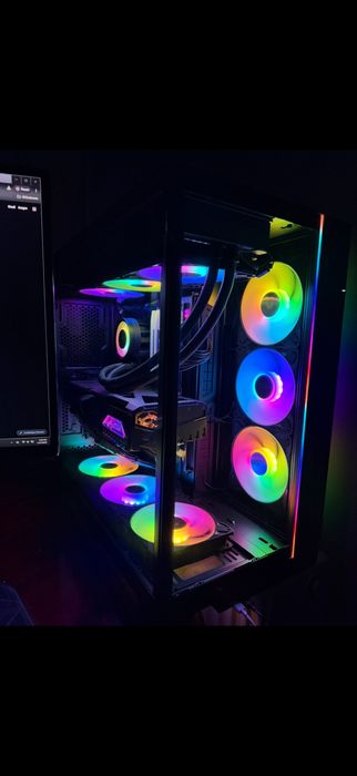 PC Gaming ULTRA RTX MSI Vanguard 5090 32GB + i9-14900K | 64GB DDR5 | 6TB NVMe – Impecabil