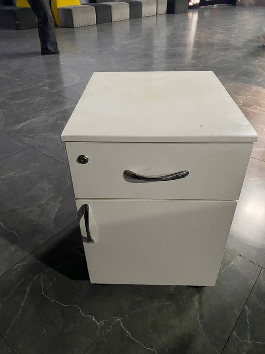 Офисная мебели б/у