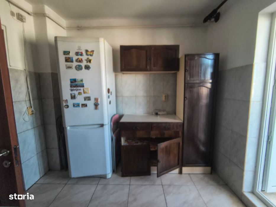 Dacia 3 Camere,2 Balcoane Liber 76 Mp Pret 102000 Euro