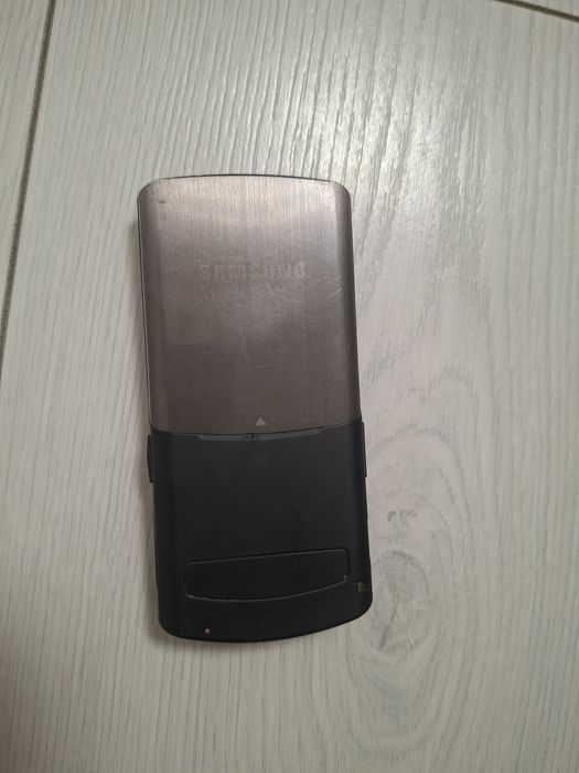 Телефон кнопочный оригинал Самсунг