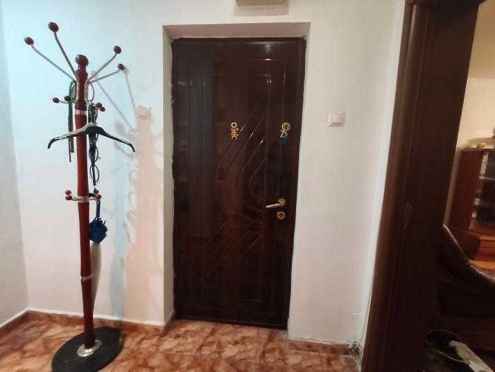 Apartament extraordinar de inchiriat, doua camere, zona centrala.