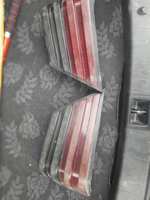 Задние фары мерс