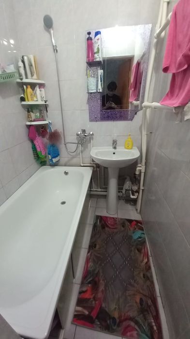 Продается 3-комнотни квартиру