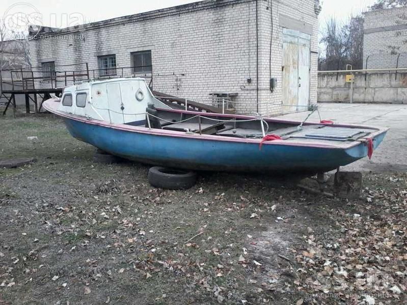 Лодка (КАТЕР) алюминиевый БАРКАС