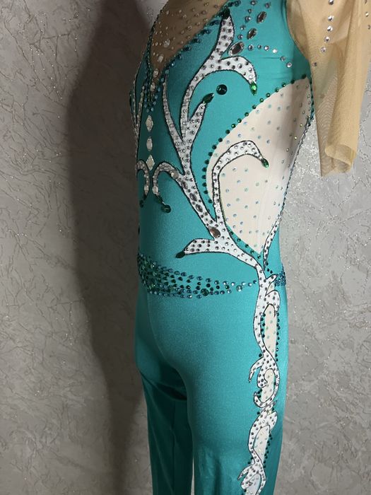 Комбинезон спортивный