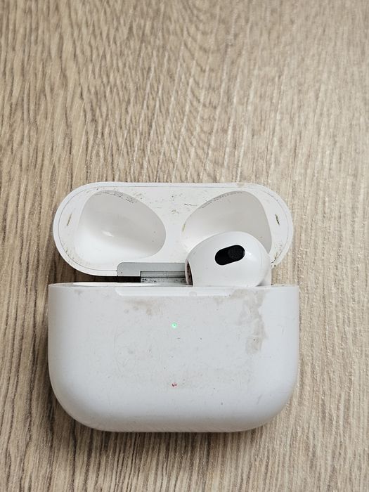Обмен наушник airpods 3