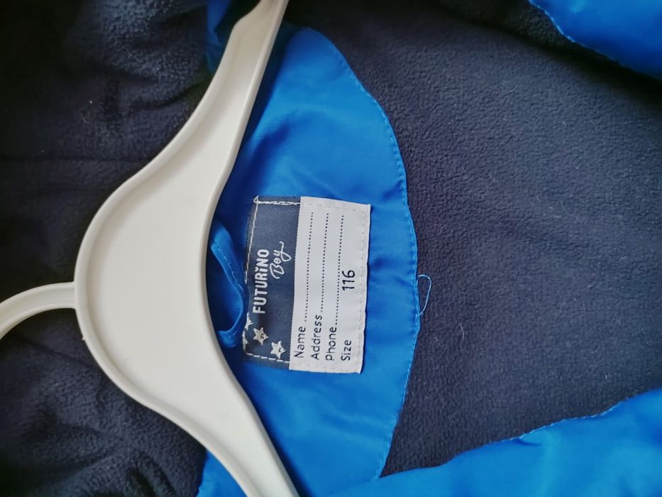 Продам куртку осень весна рост 116