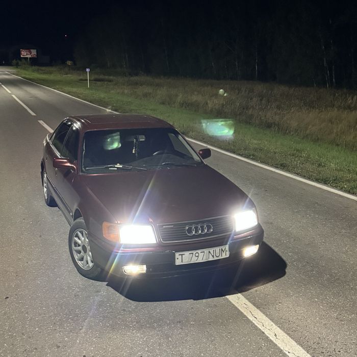 Продам Ауди 100 с4