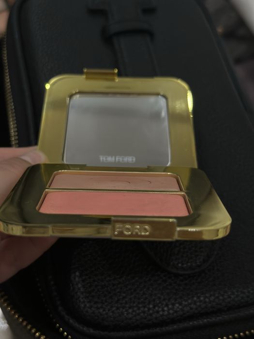 TOM FORD Eclat Nu 2 румяна