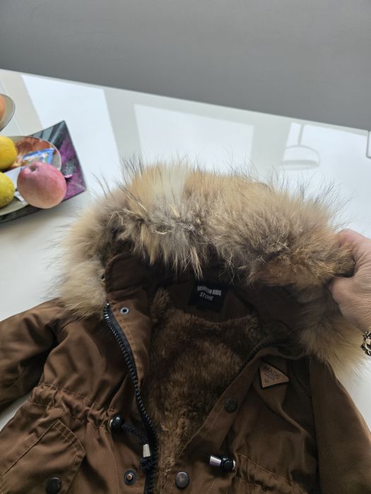 Детска парка с голям пух