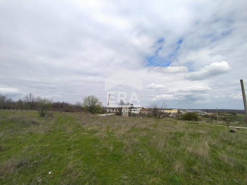 Продава се Парцел в с. Бенковски, Област Варна - 4499 кв.м за 31 €/кв.м - Снимка #2