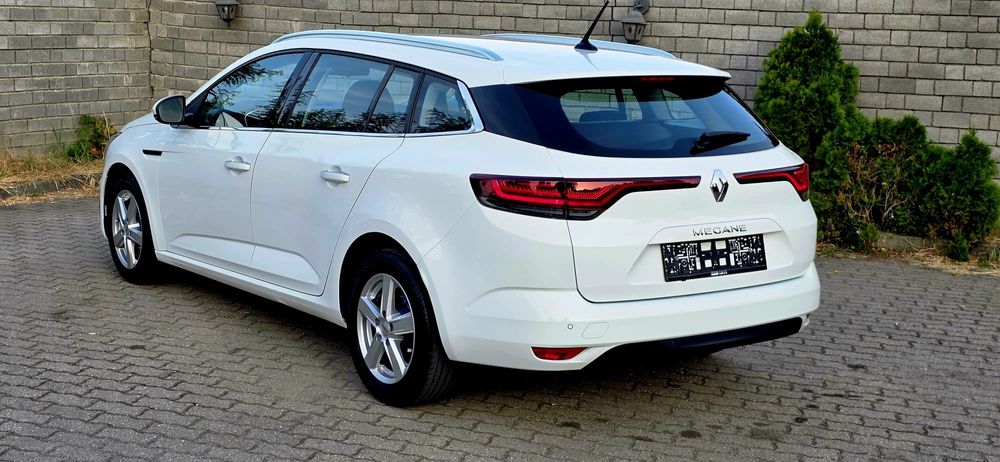 RENAULT Megane 2022 — imagine 4