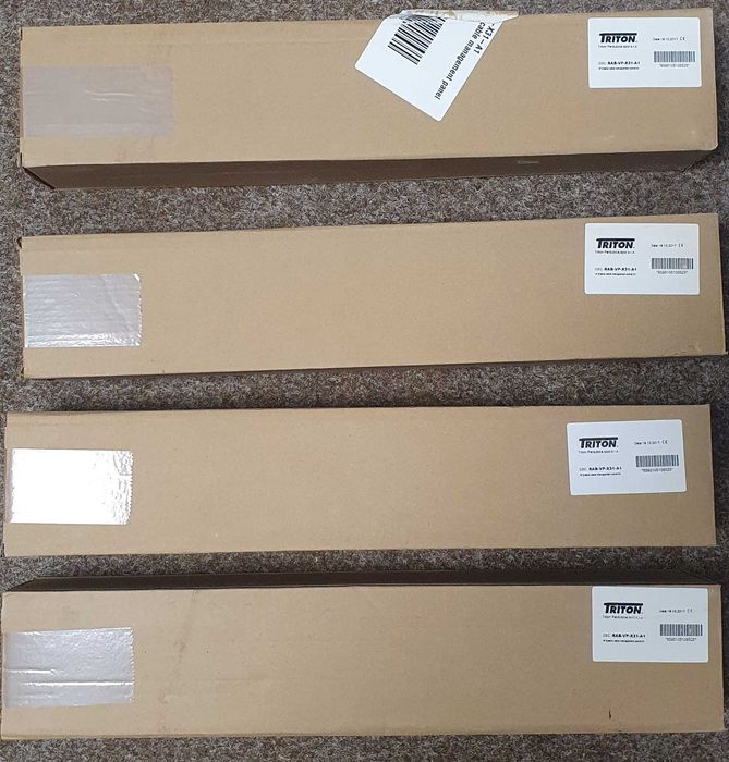 Ocazie: 2 rack-uri 42U demontabile NOI + set bogat accesorii