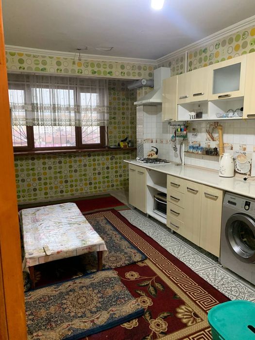 Продаю свою кв 4к 9э массив строител сергели курувчи метро 12 бекат