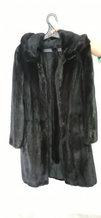 Продам норковую шубу