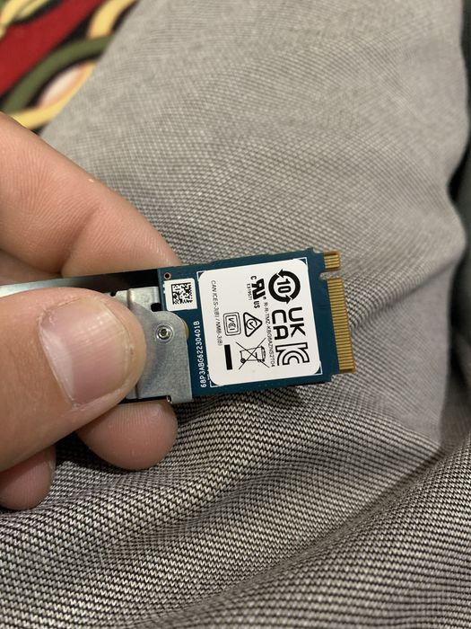 Продаю Ssd накопитель в формате M2