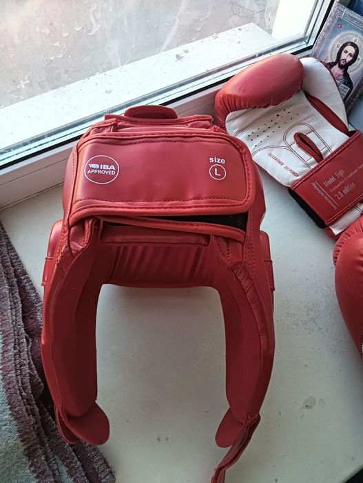 Шлем боксерский wesing