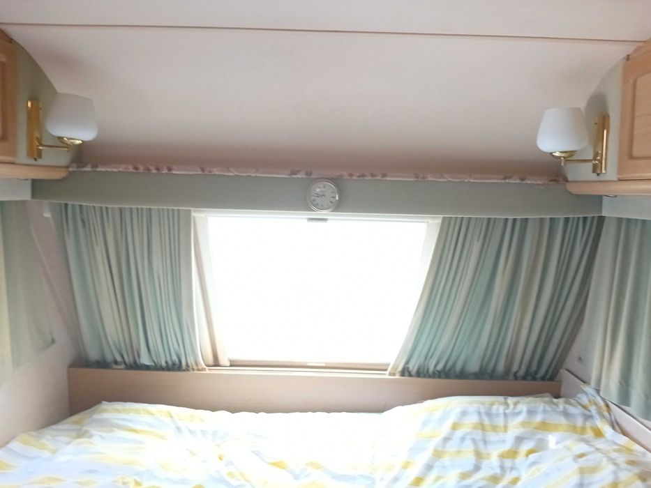 Каравана Swift UK 400 CHALLENGER с голям фортселт