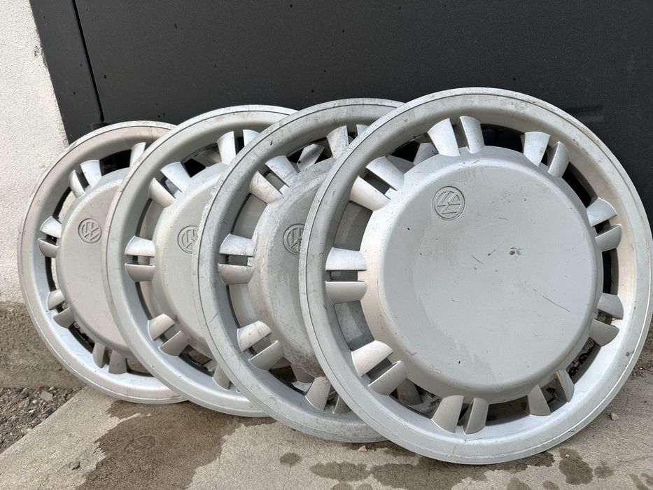 Продам колпаки оригинал R15