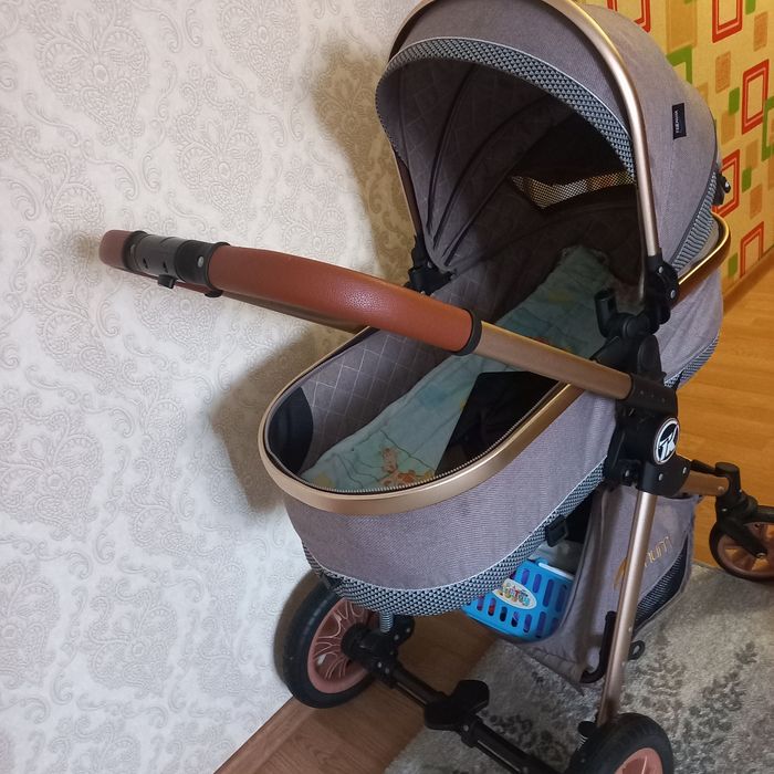 Коляска Текнум в отличном состоянии