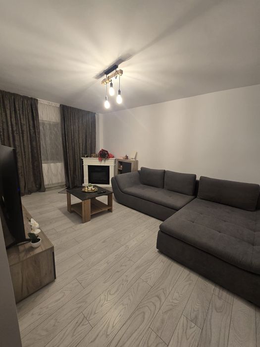Apartament Targu carbunesti