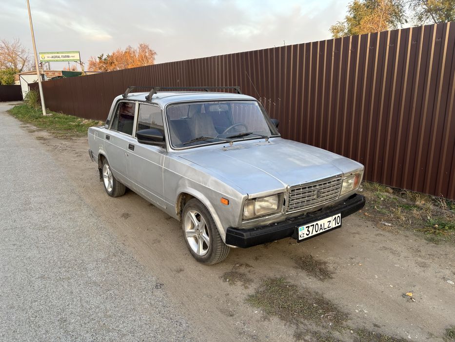 Продам ваз 2107