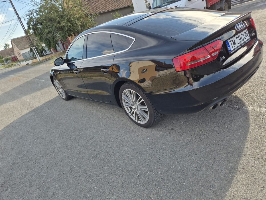 Vând AUDI A5 sportback 2 TDI