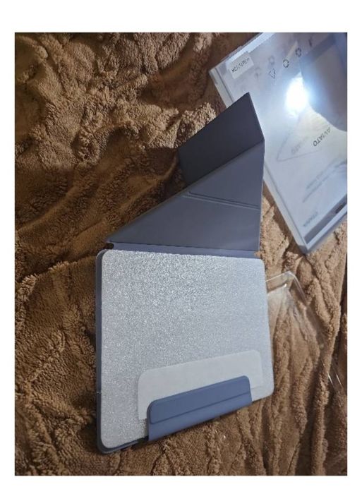 Продам чехол  для Apple iPad Pro 13 дюйм синий