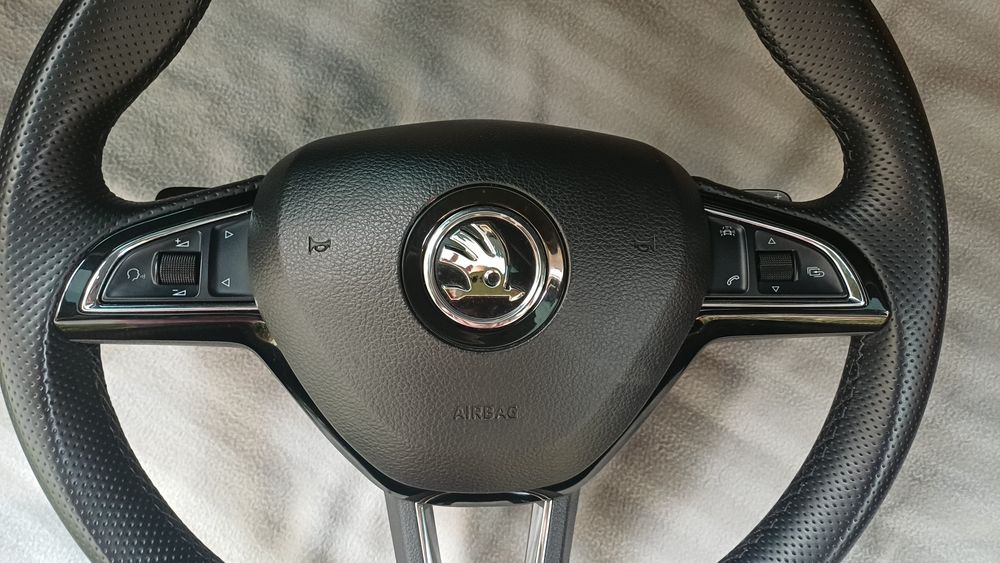 Volan Original Skoda Octavia 3 Facelift 2017+ DSG cu Padele | Stare Impecabilă