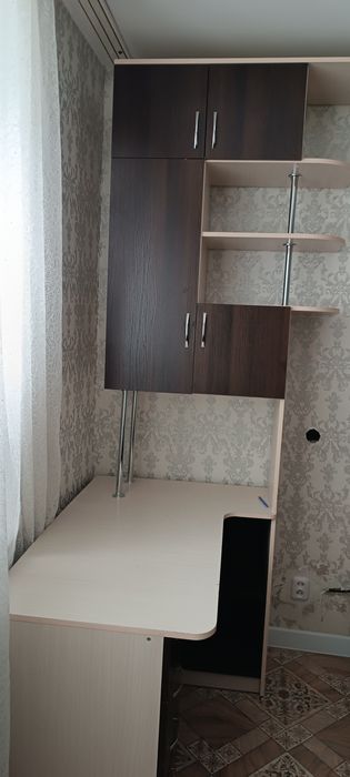 Продам стол 15 000тг