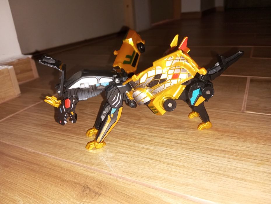 Joc 3 in 1.Masini plus Dragon