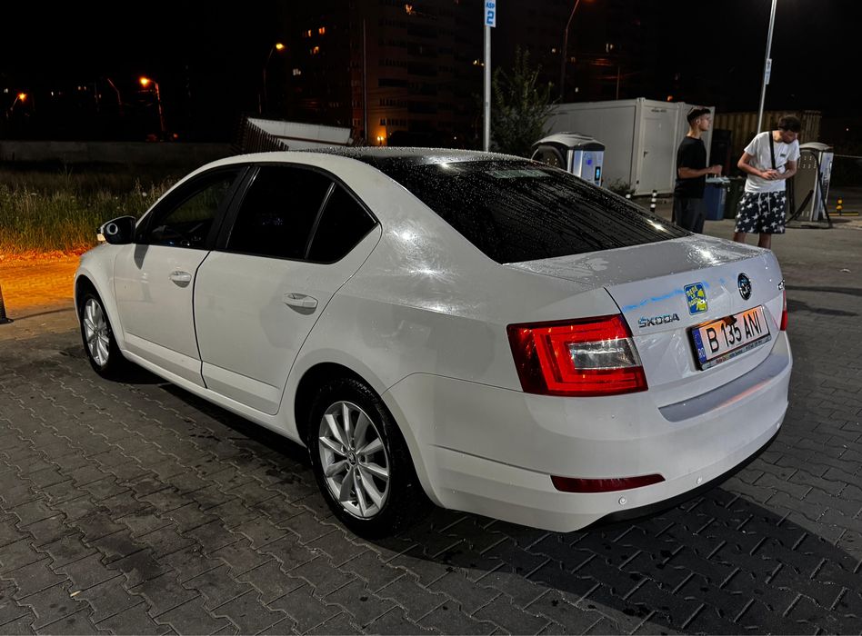 SKODA Octavia 2014 — imagine 2