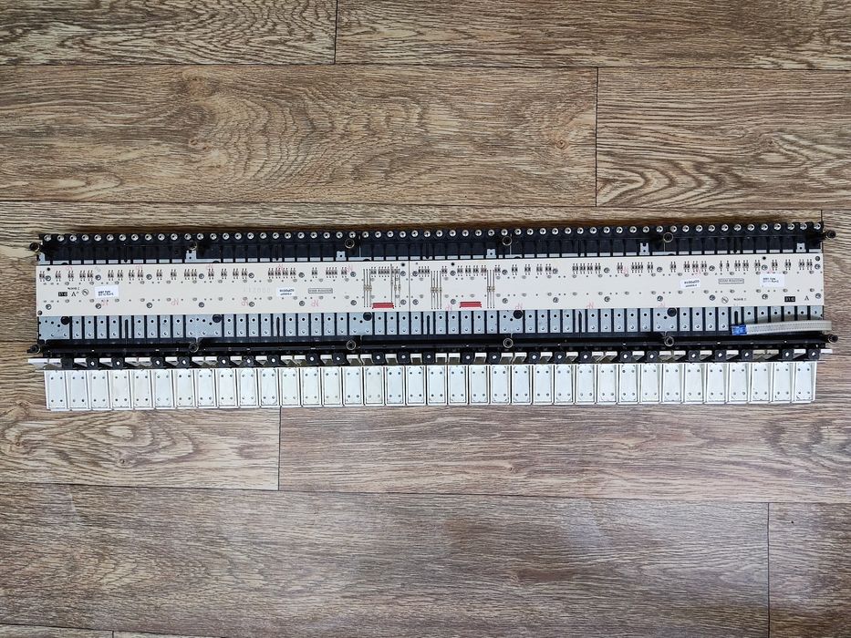 Клавиатура KORG PA, KETRON