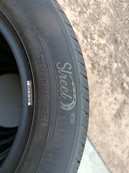 215_60_R16 Yengide 4ta