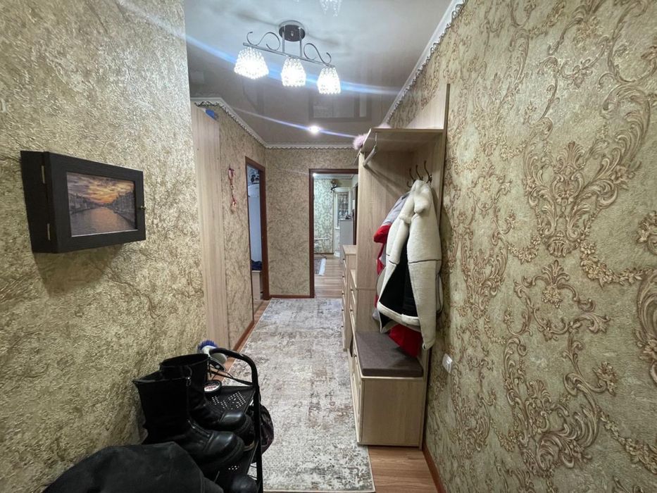 Продам квартиру 3 комнатная