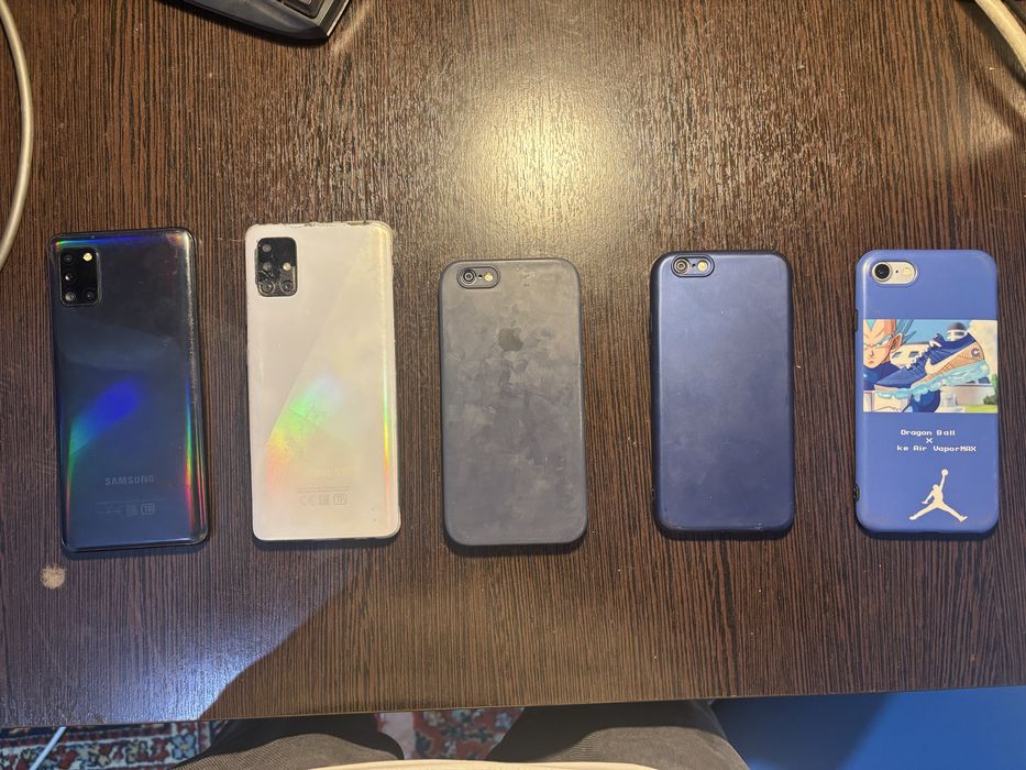 Продам телефоны