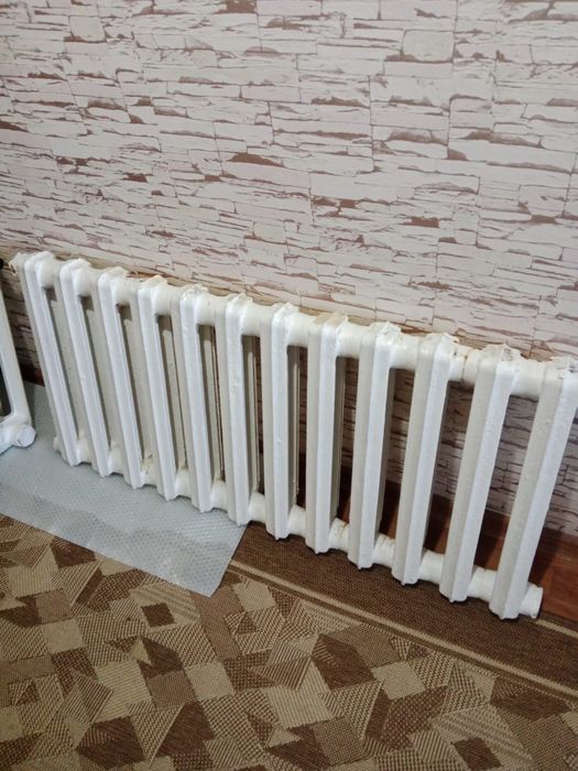 Батареи отличное состояние