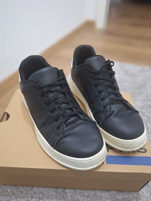 Нови обувки 42 номер