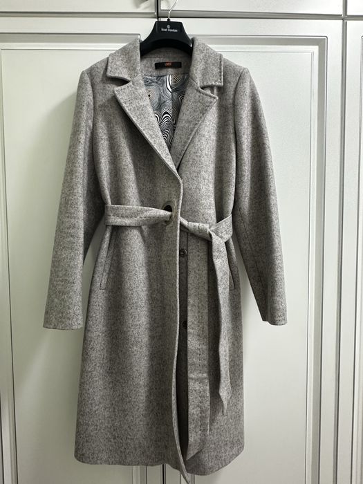 Продам женское пальто