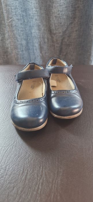 Туфли  школьные на девочку