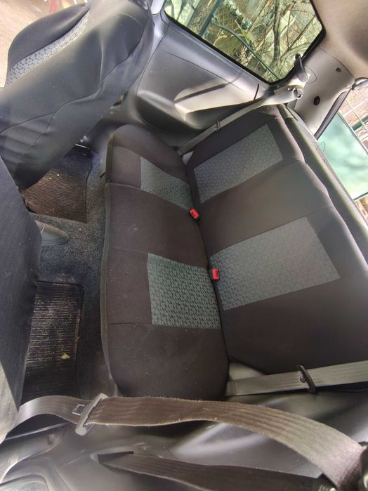 Продавам Fiat Punto