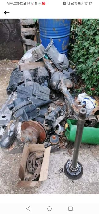 Мерцедес 307 на части