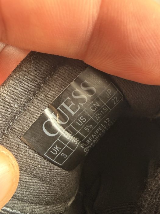Adidasi Guess