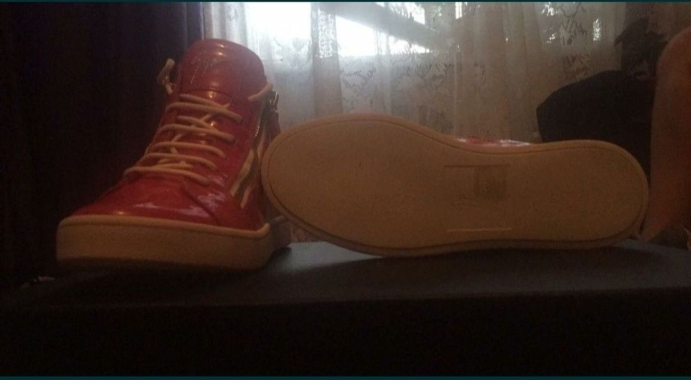 Vand adidasi Giuseppe Zanotti