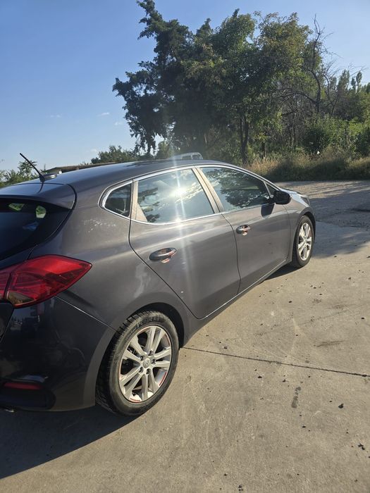 Kia ceed 2013 1.6 crdi