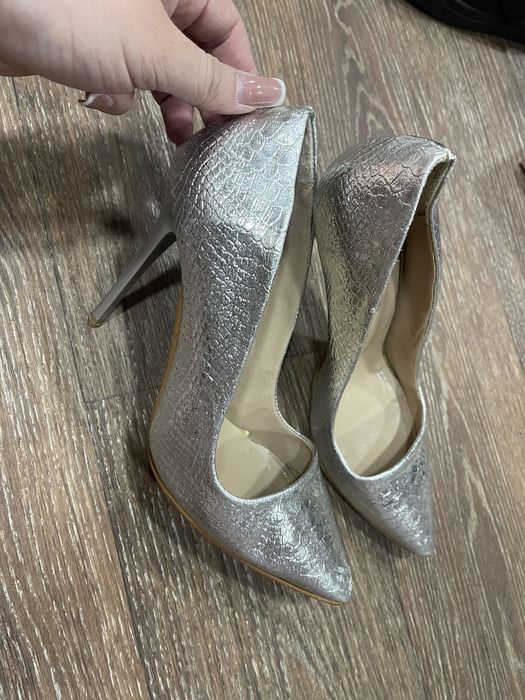 Женская обувь