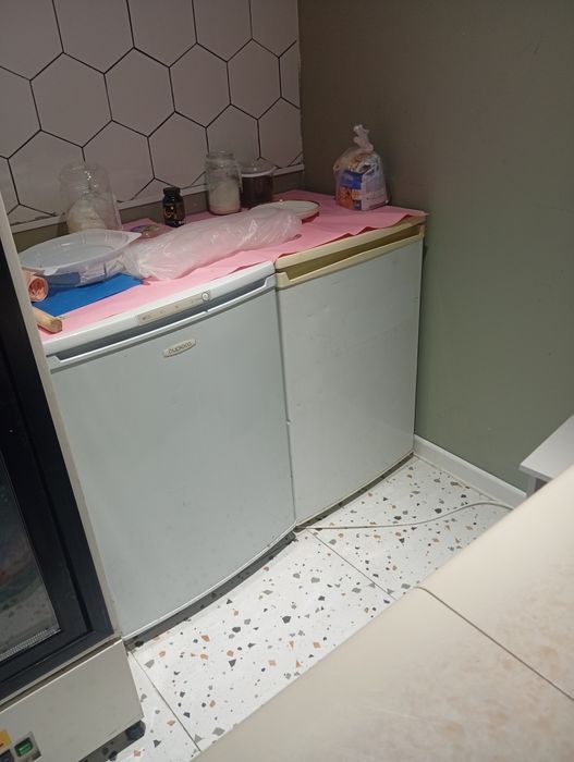 Продам морозилку