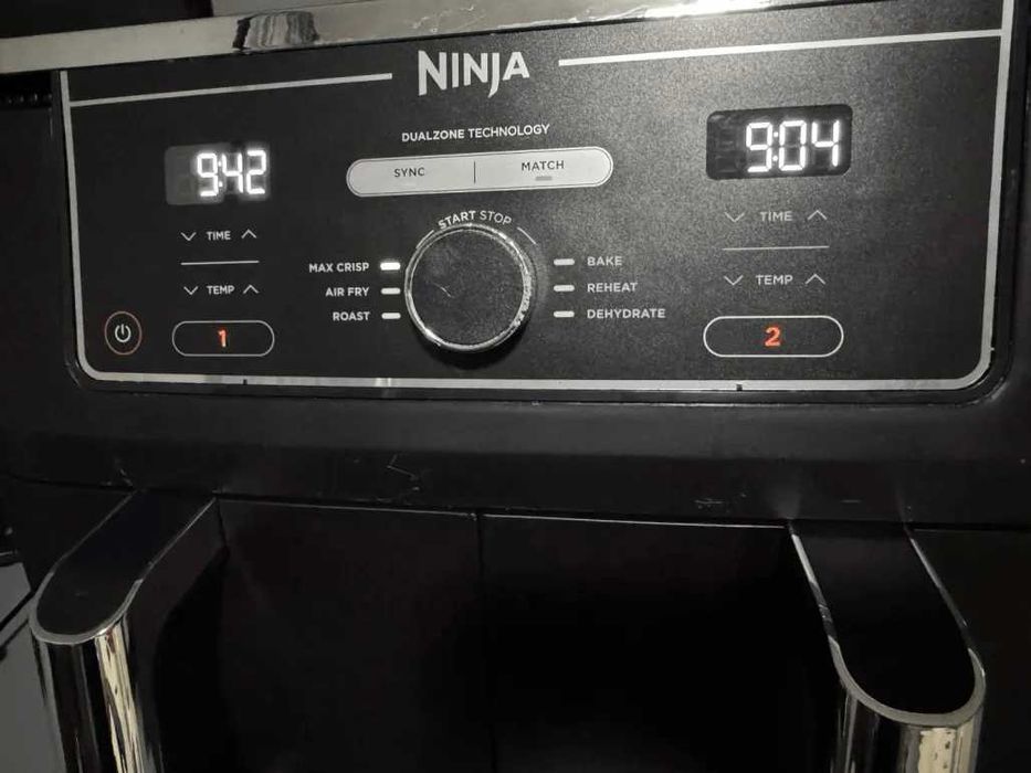 Ninja Foodi Max Dual Zone Air Fryer AF400EU 9.5L